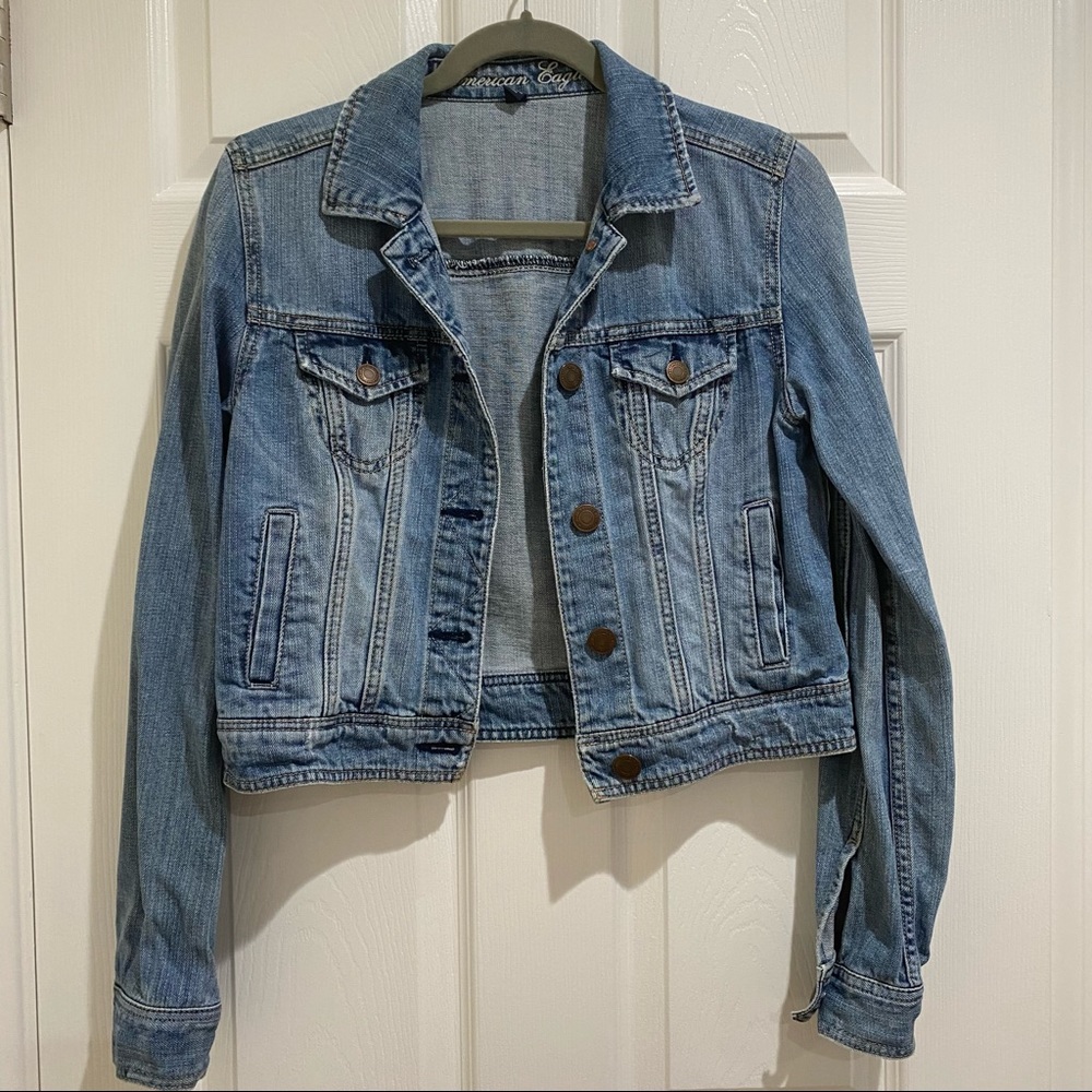 American Eagle Cropped Denim Jacket